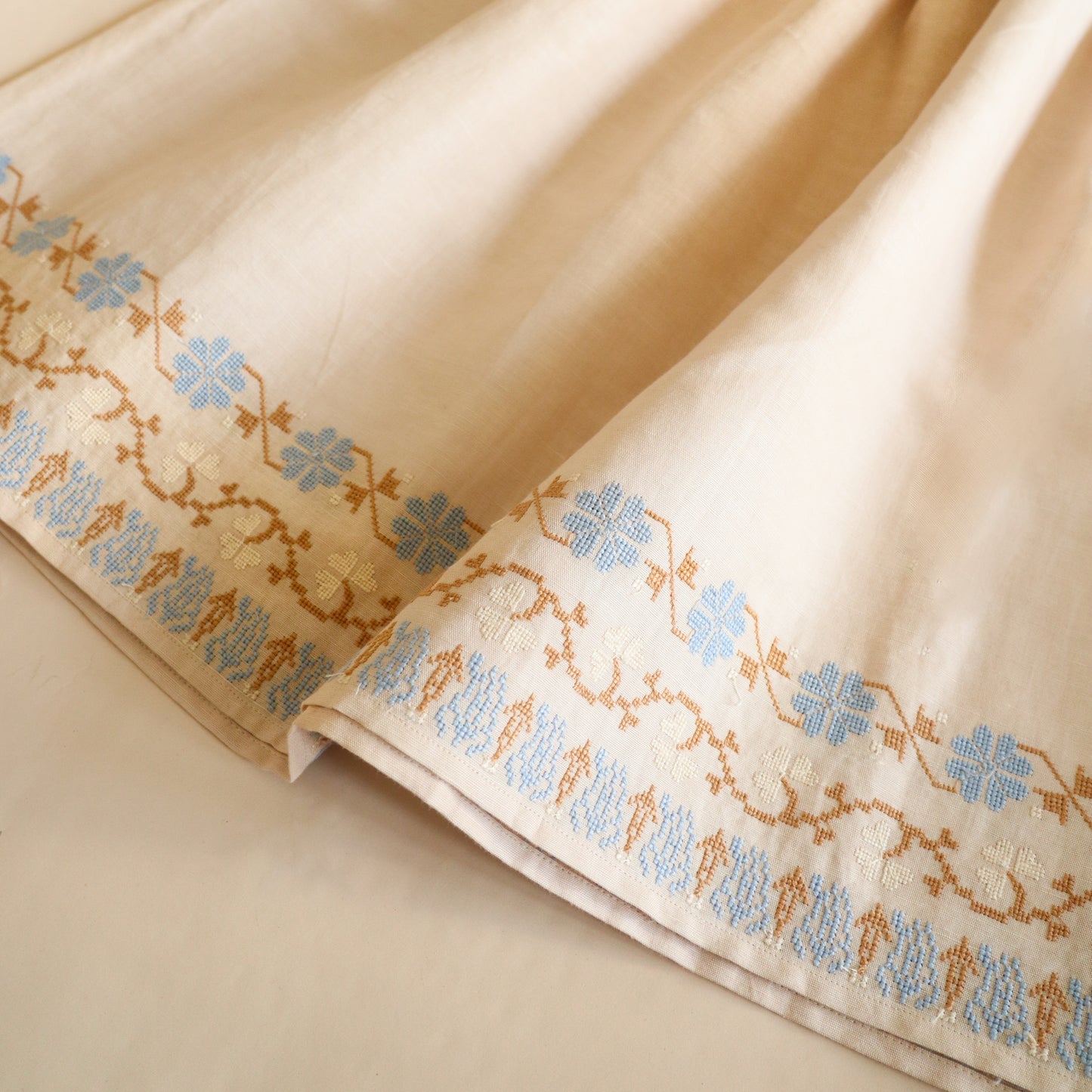 Sonali Smock Dress - Linen (Exclusive)